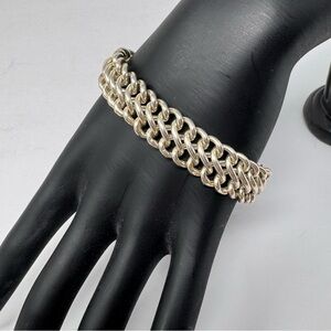Sterling silver bracelet with large intertwining links by HAN, made in Italy